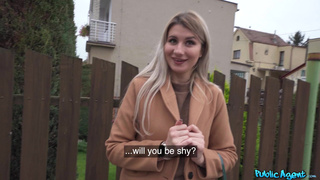 Порно актриса Marsianna Amoon